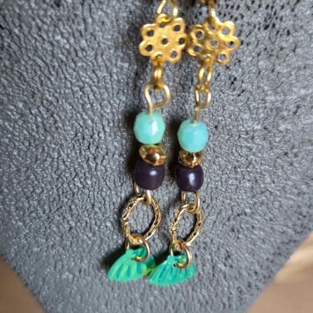 Handmade Seashell Dangle Earrings Gold Tone Turquoise Blue & purple Beads